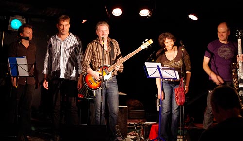 Bongo in a bubble und Themroc Live Finale